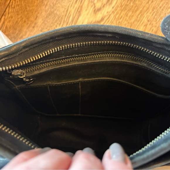 Vintage Coach Black Leather 9966 Legacy Zip Shoulder Bag - Picture 14 of 15